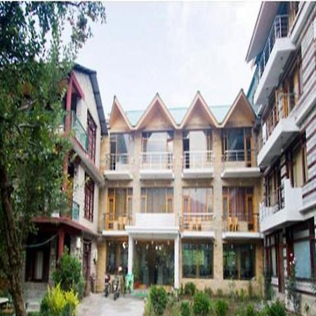 Hotel The Grand Welcome Manāli Exteriér fotografie